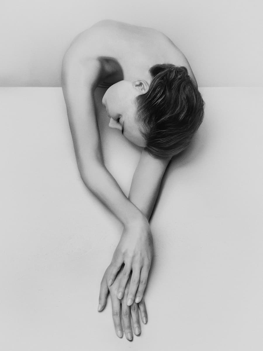 Graceful by Bastiaan Woudt, 2020 — Archival Pigment Print